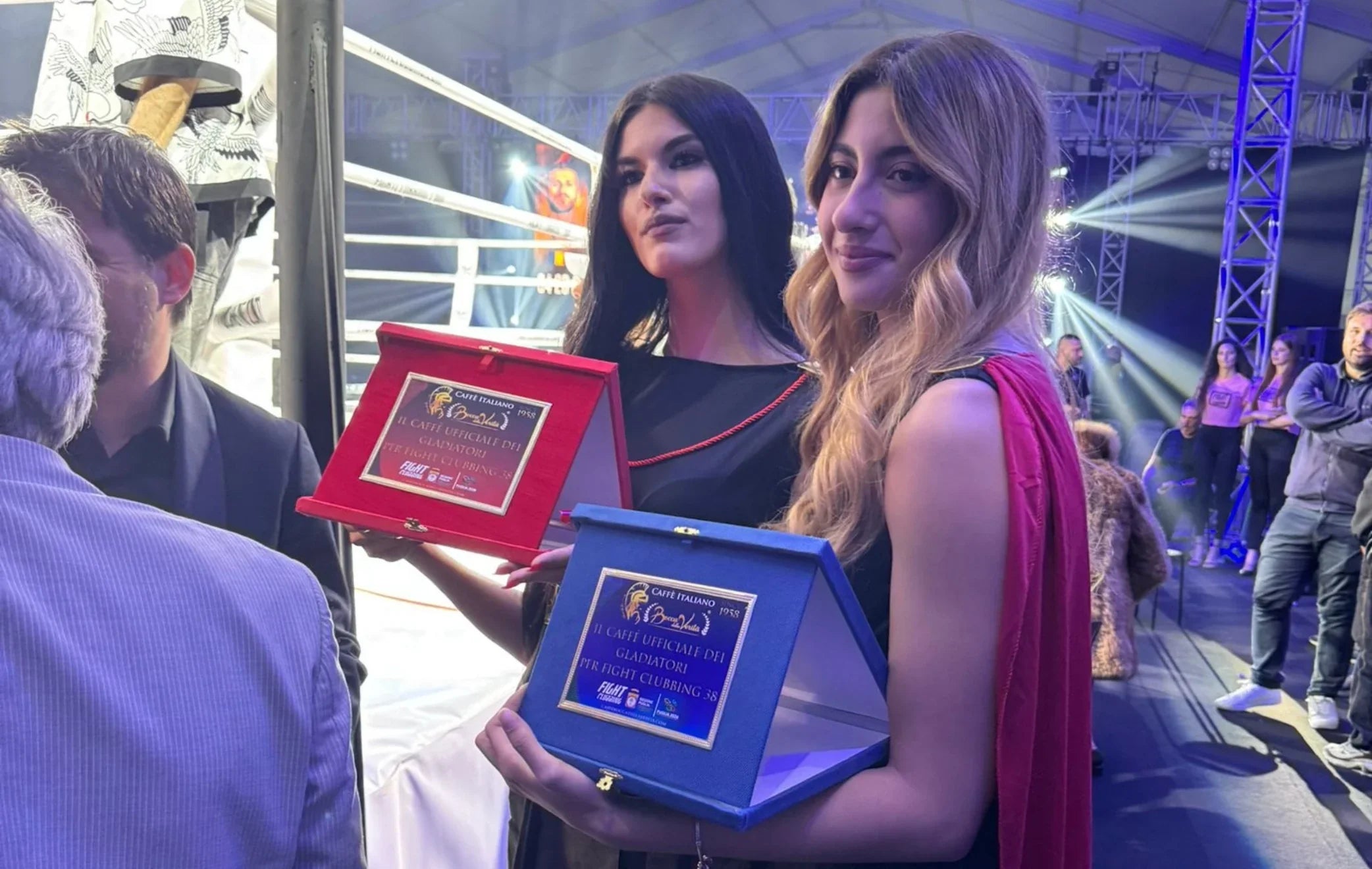 Noche de gloria, títulos y combates épicos en Lecce con Fight Clubbing