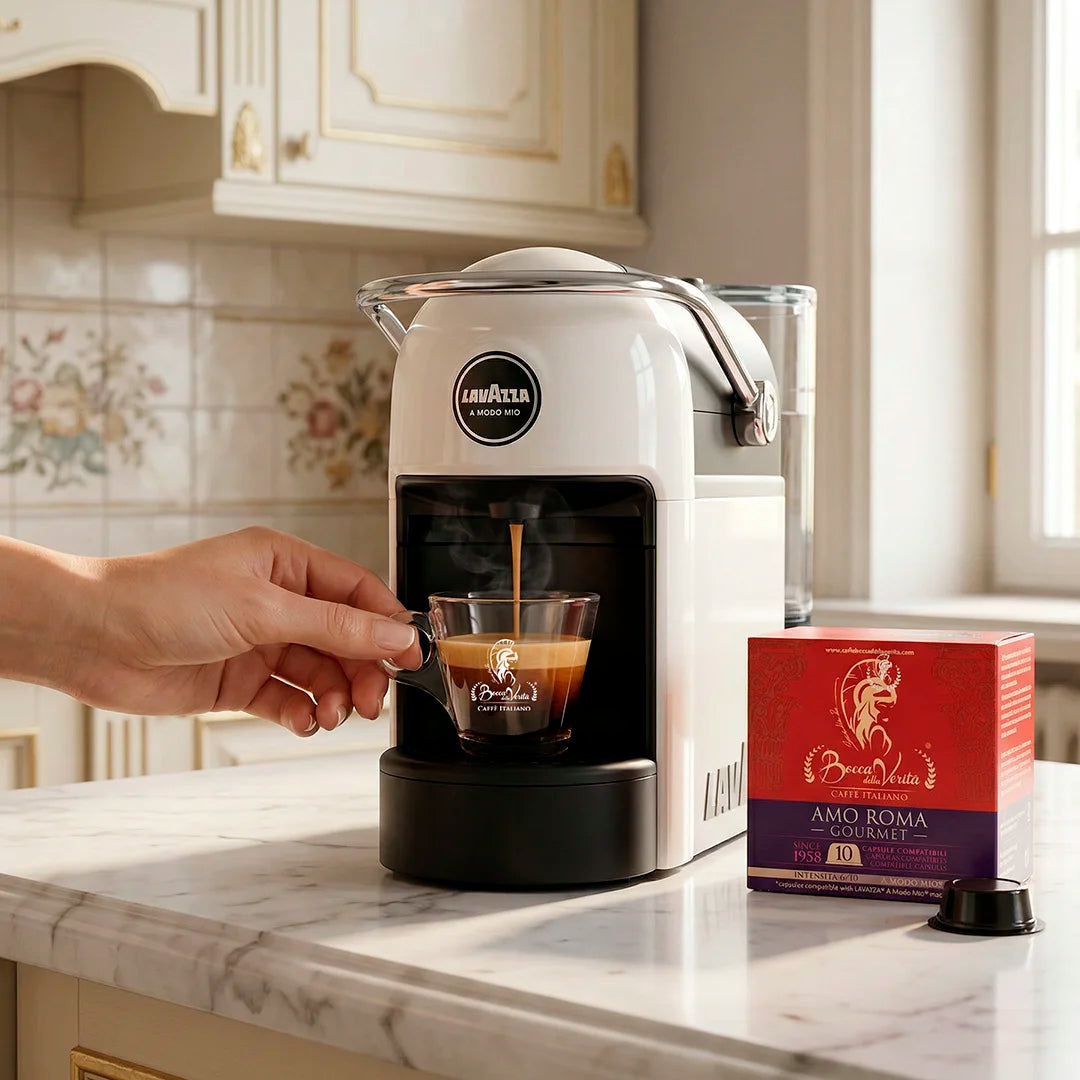 Caffettiera A Modo Mio® Jolie Bianca + Regalo 10 Capsule Bocca della Verità® Compatibili